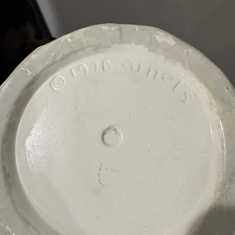 Floral Ceramic Vase with Lid - Picture 3 of 7